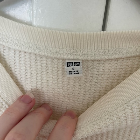 Uniqlo waffle knit tee - Picture 2 of 6